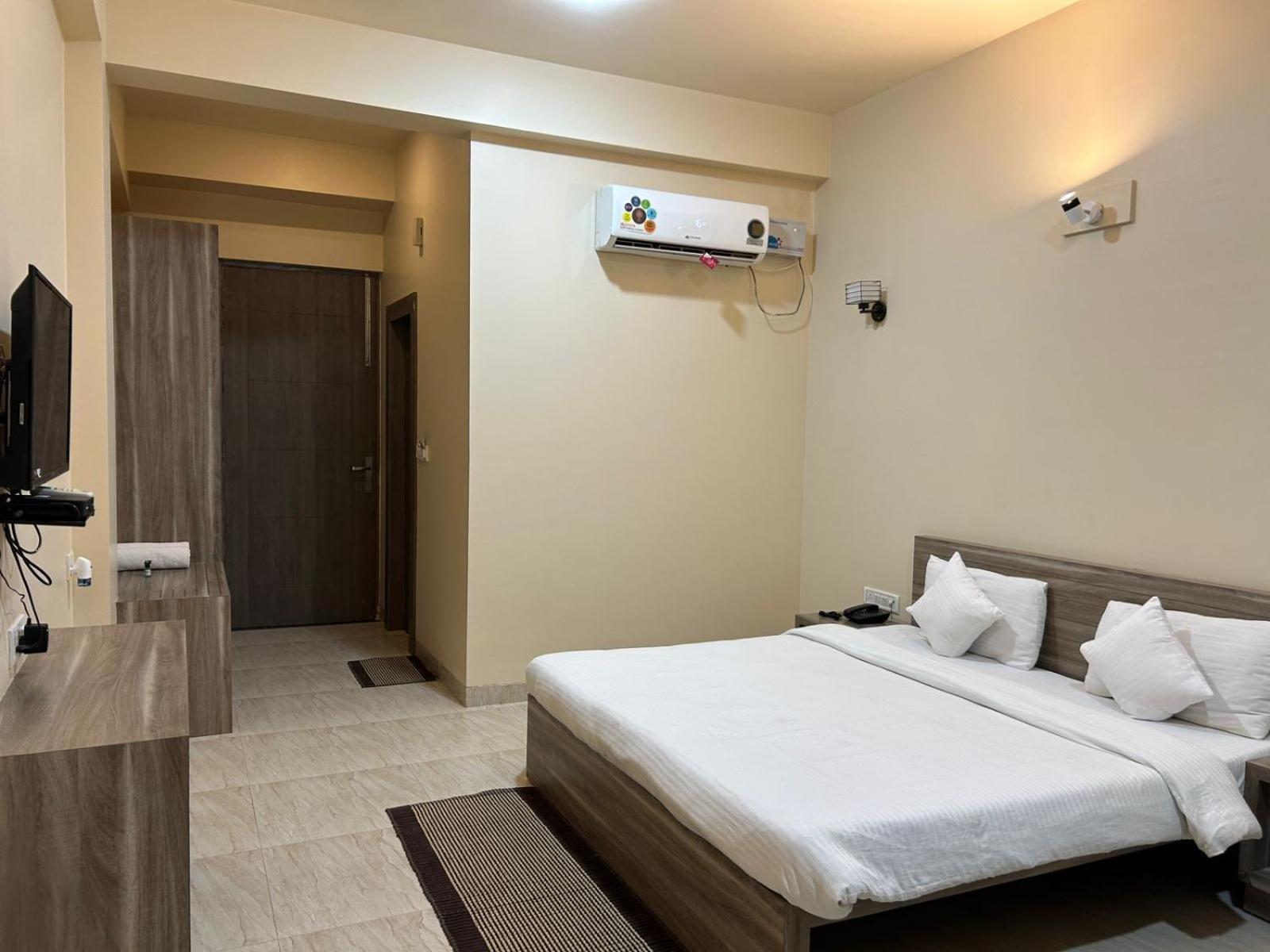 Shanti Niketan Salasar Juliāsar Exterior foto